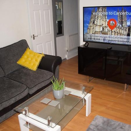 Budget Canterbury Apartment Екстер'єр фото